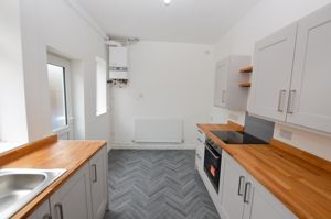 Kitchen- click for photo gallery